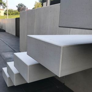 Treppen von imi-beton Outdoor mit der Farbe Vintage standard sind im freien witterungsbeständig und schimmelfest